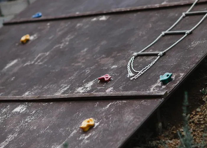 Cozy Glamping For Couples And Families