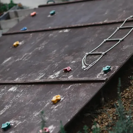 Cozy Glamping For Couples And Families